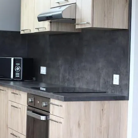 T2 Atypique, Entierement Renove, Quartier Soulages דירה